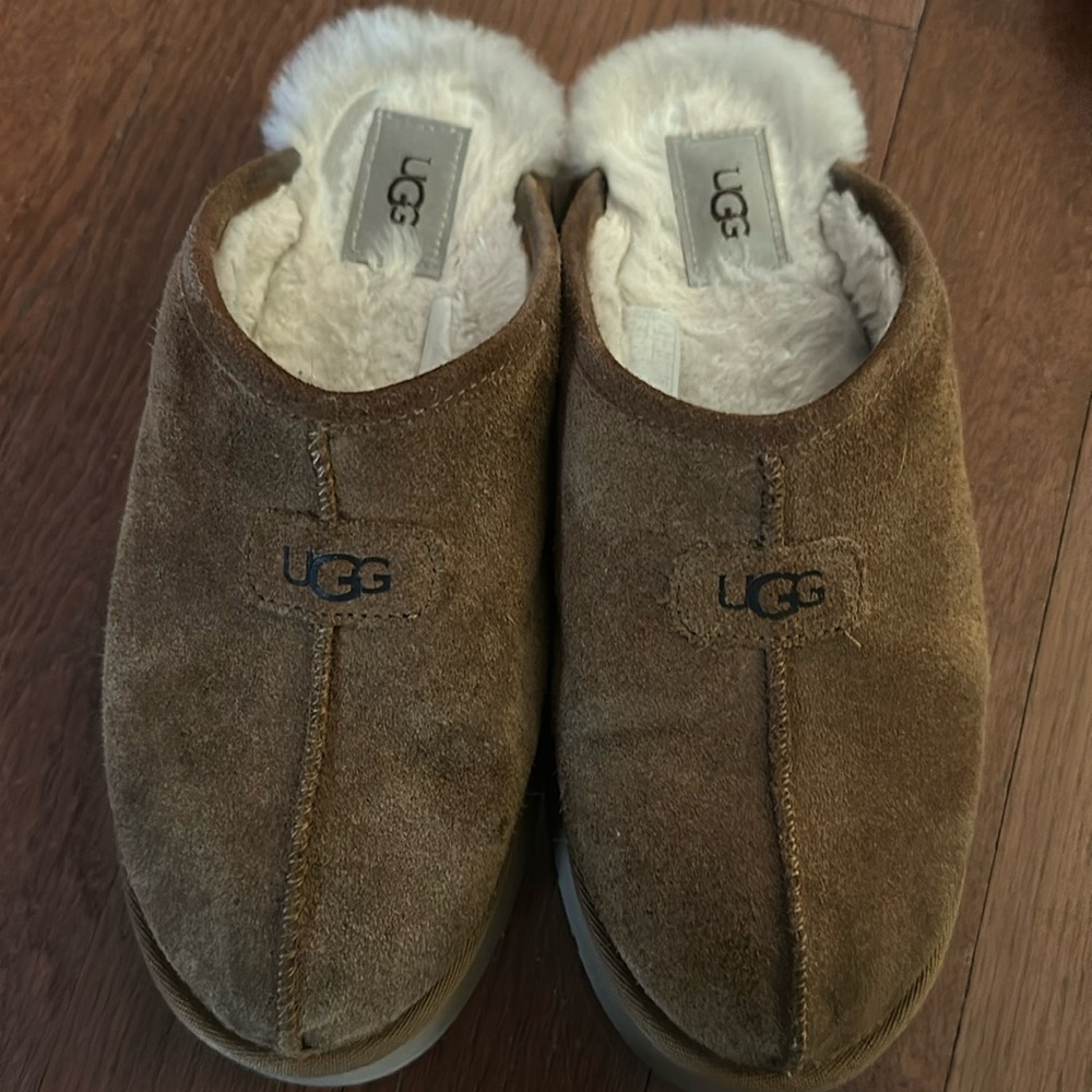 Ugg camel disquette slippers, size 9
